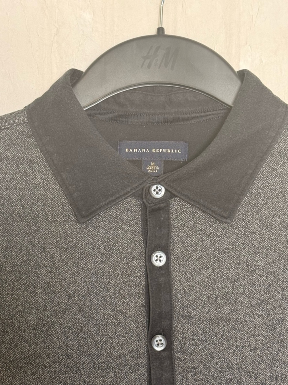 Banana Republic Men's Charcoal Heather Polo with Black Trim